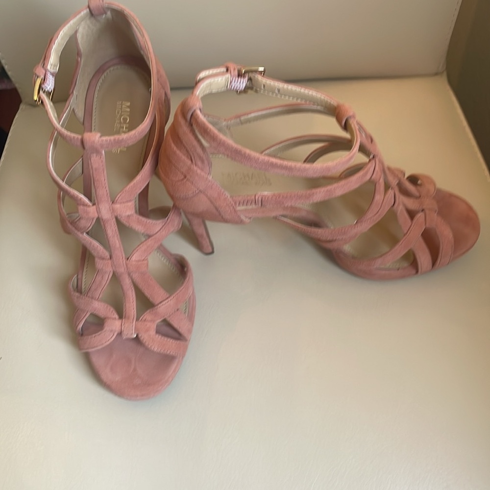 MICHEAL Michael Kors Sandra Platform Suede - Picture 3 of 10